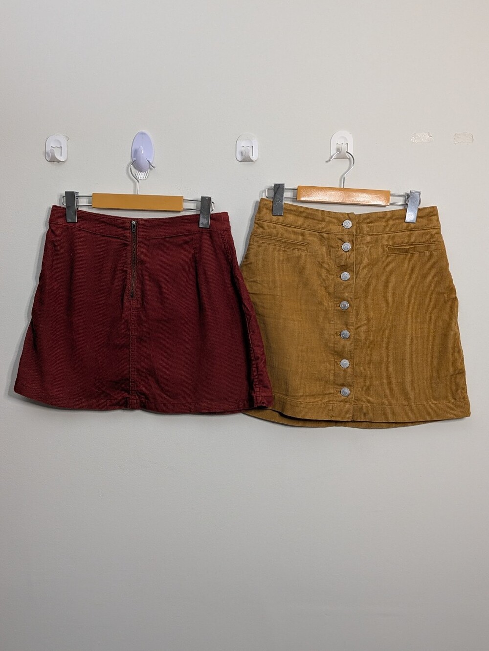 Aritzia Wilfred Corduroy Skirt Bundle Size 4